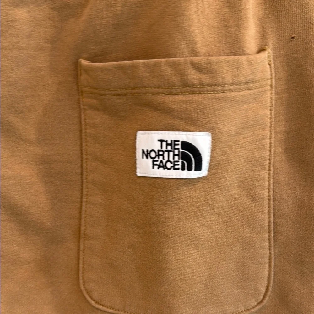 The North Face Men's Tan Jogger Pants.XL